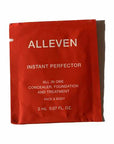 Alleven Instant Perfector tonuojanti pudra ir maskuoklis viename IVORY
