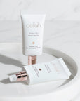 Delilah Wake Up Radiant Skin Tint tonuojantis veido kremas - Opal