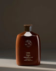 Oribe Magnificent Volume Shampoo apimtį ir purumą suteikiantis šampūnas