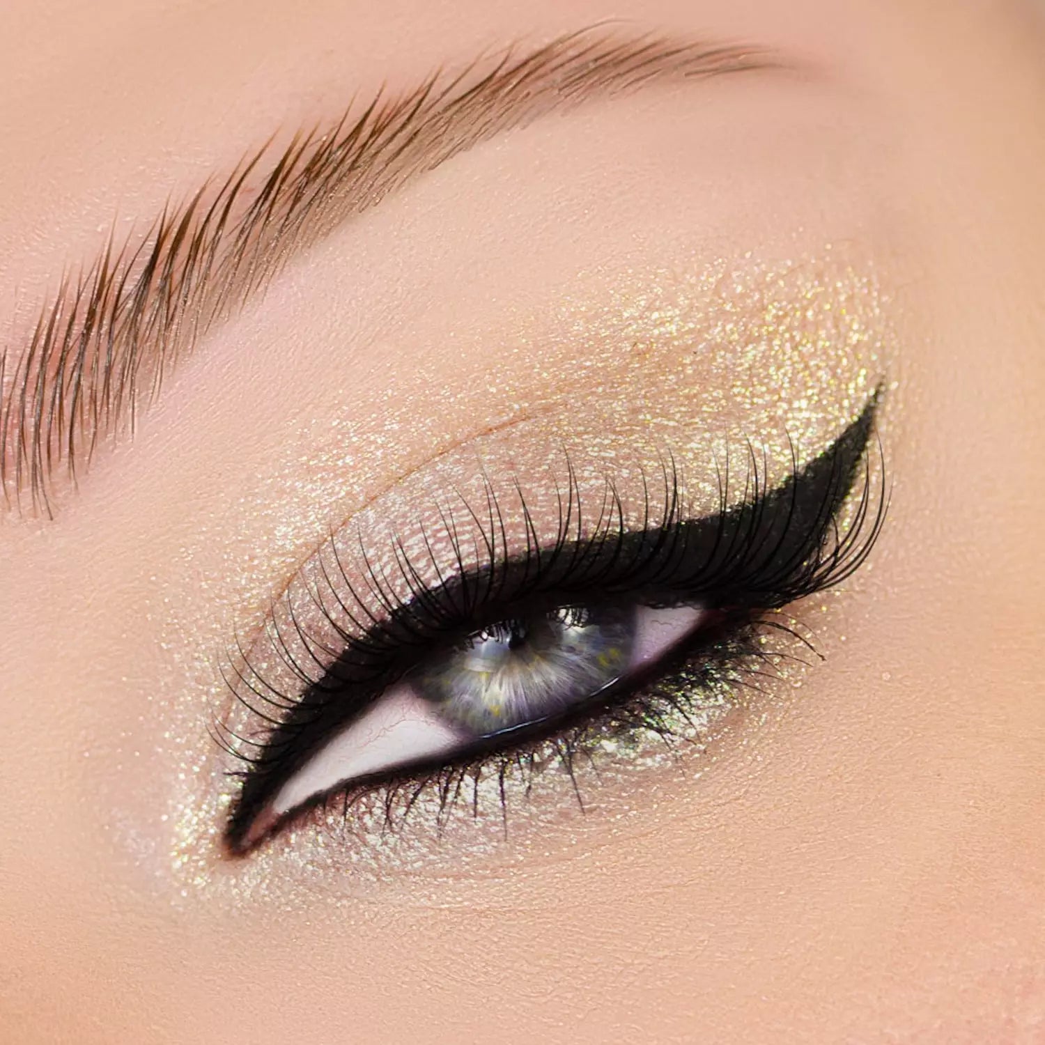 Bernovich Sparkle Eye Shadow X-04