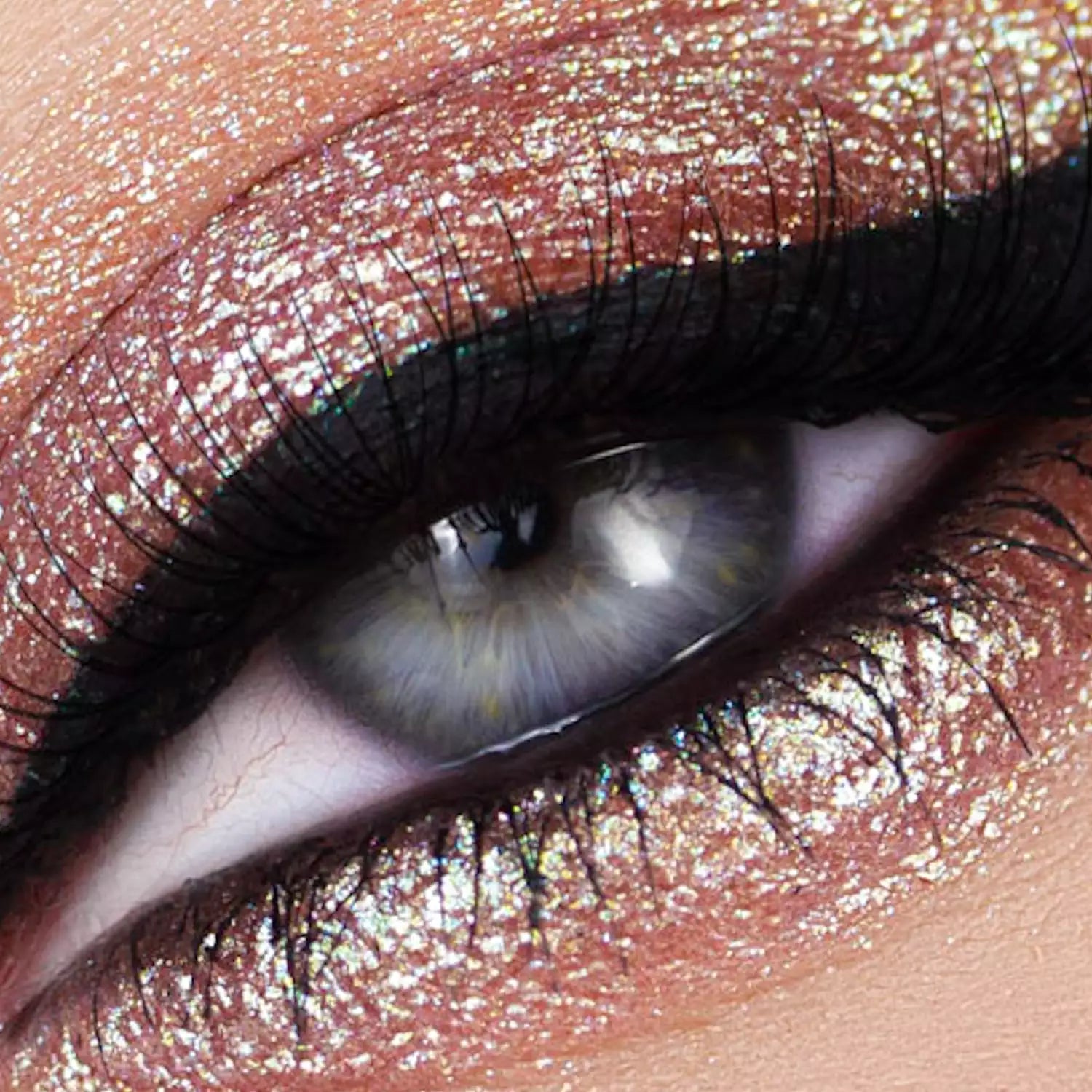 Bernovich Sparkle Eye Shadow X-09