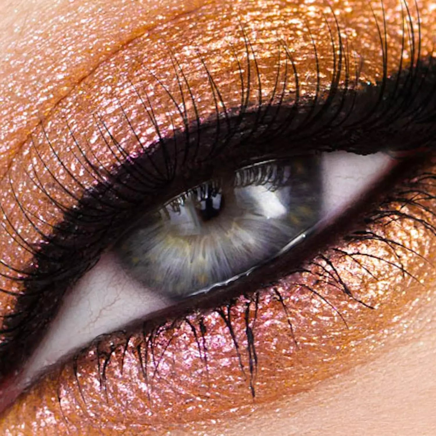 Bernovich Sparkle Eye Shadow X-10