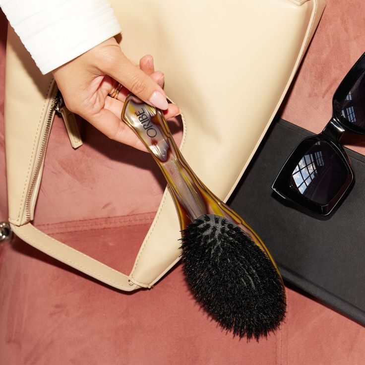 Oribe – Flat Brush – plokščias šepetys