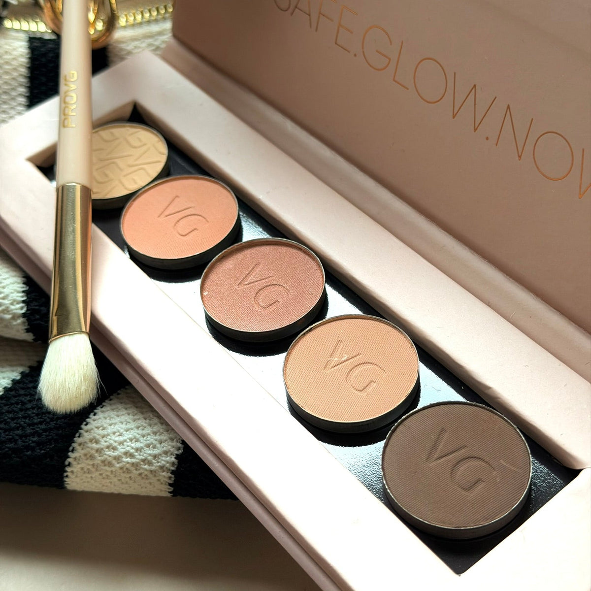 ProVG Everyday Glow – 5 atspalvių akių šešėlių paletė