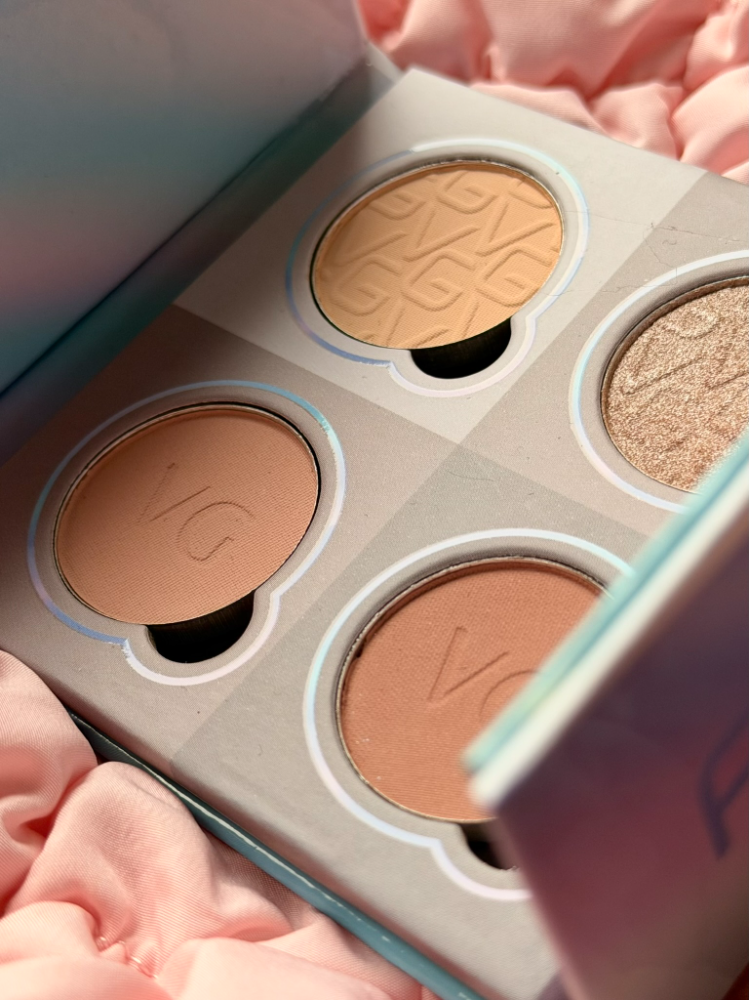 ProVG Glamour Glow – 4 atspalvių akių šešėlių paletė
