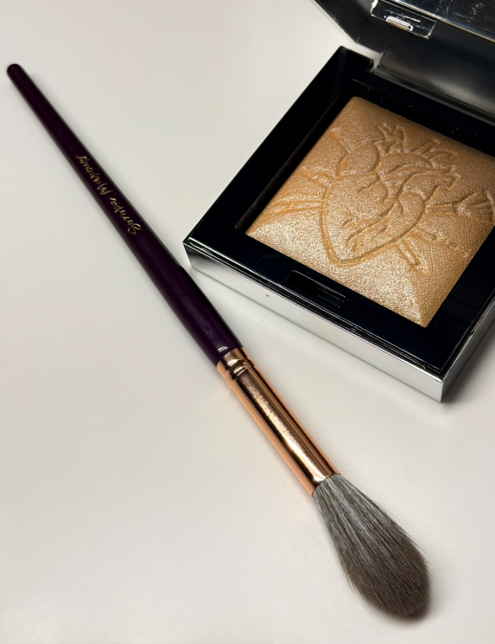 Soroka Makeup Face Brush 4c skaistalams, hailaiteriams teptukas (kukurūzinis)