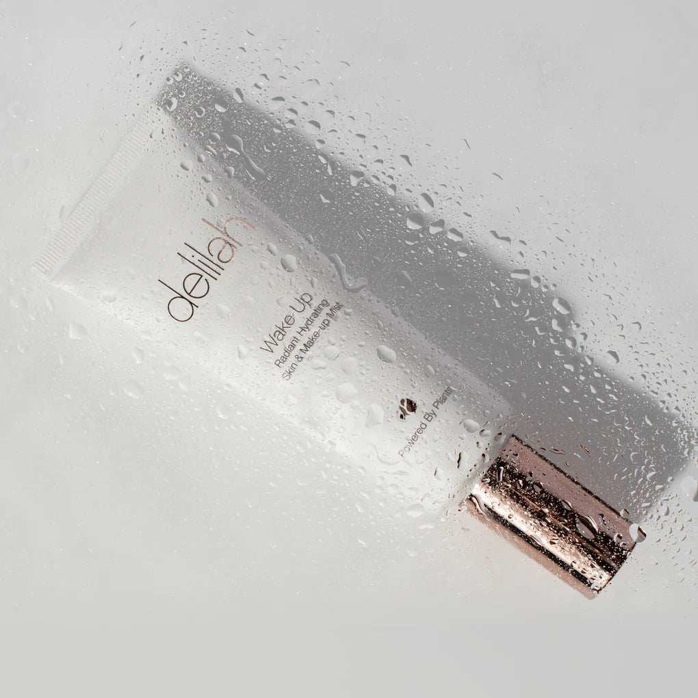 Delilah Wake Up Radiant Hydrating Skin Makiažo dulksna