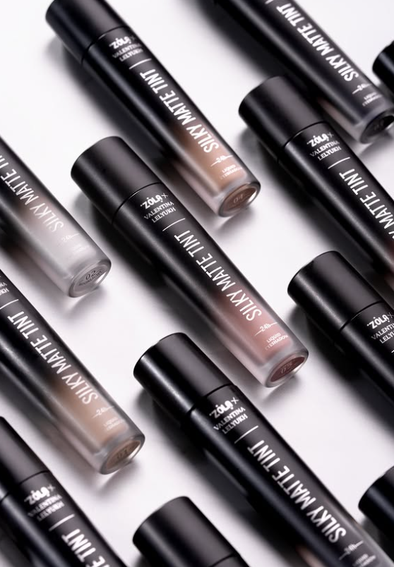 Zola X Valentina Lelyukh Silky Matte Tint Skysti akių šešėliai